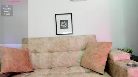 sophiacolemann online show from 01-26-25, 03:17