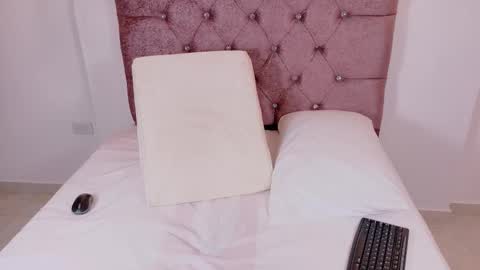 Sophia online show from 11-07-25, 12:27