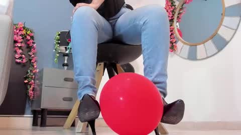 Sophia online show from 11-11-25, 10:21