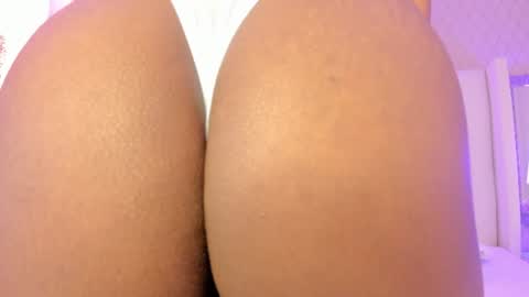 Snapshot of sophiasmiths_ chatting on 07-14-26, 08:25 SophiaSmiths online show from 07-14-26, 08:25