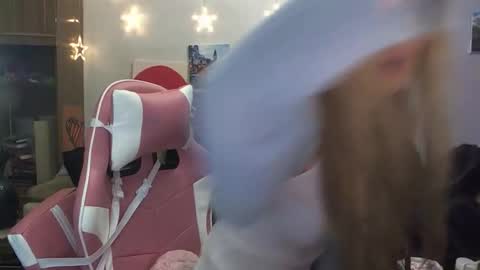 SophiaSonata online show from 11-28-25, 09:28