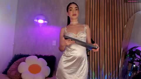 Sophi  online show from 04-21-26, 02:51