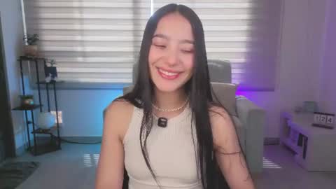 Sophie  online show from 06-24-26, 04:39