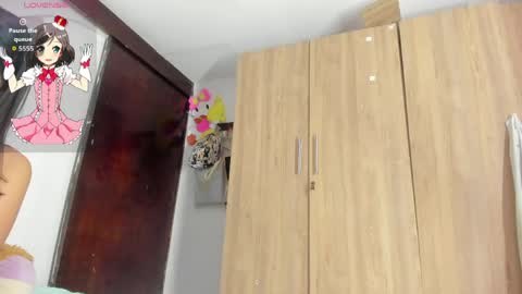 sophie_bunny01 online show from 05-08-26, 09:31