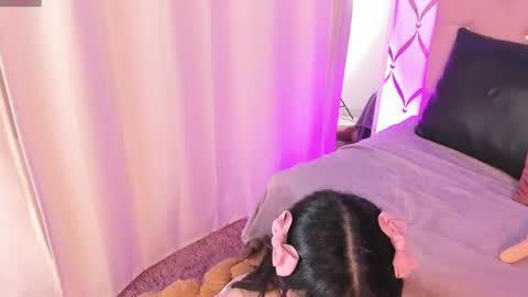 Sophie online show from 12-17-24, 04:34