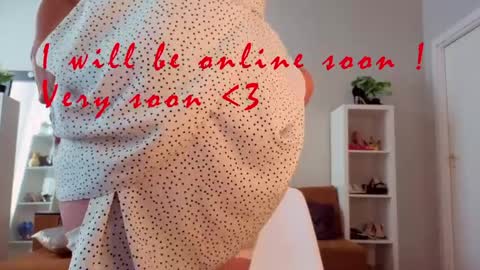 Snapshot of sophie_caring chatting on 04-05-26, 05:54 Sophie online show from 04-05-26, 05:54