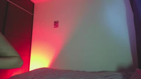 Snapshot of sophie_collins13 chatting on 12-17-24, 09:16 Sophie online show from 12-17-24, 09:16