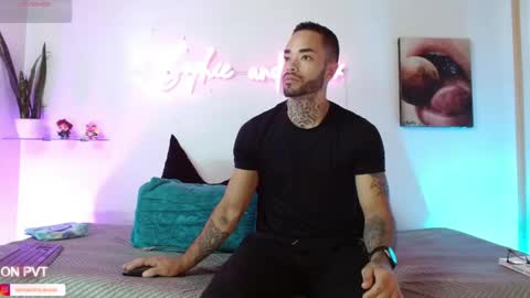 SOPHIE - FOXX online show from 06-02-26, 11:56