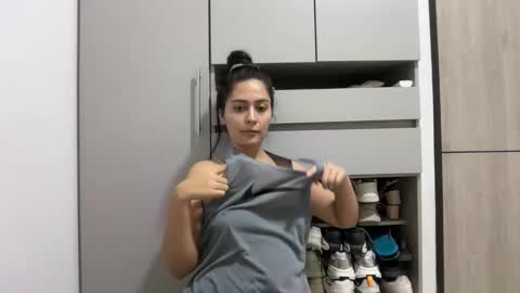 Sophie online show from 04-28-26, 12:31