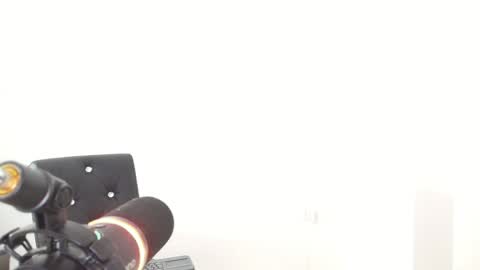 Snapshot of sophie_janner chatting on 04-28-26, 05:23 SOPHIE JANNER online show from 04-28-26, 05:23