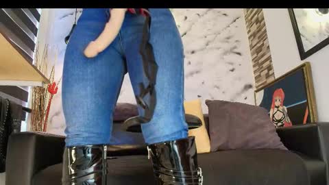 Sophie online show from 02-27-26, 01:33