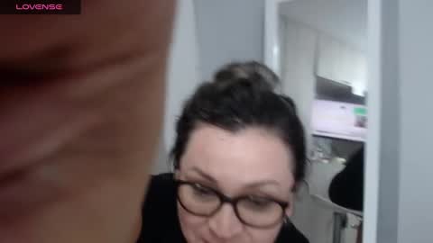 Snapshot of sophie_lopez1 chatting on 01-27-25, 07:35 Sofa online show from 01-27-25, 07:35