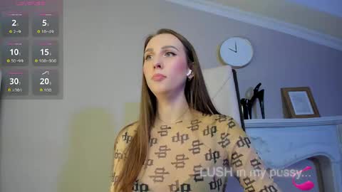 Sophie online show from 04-28-26, 09:36