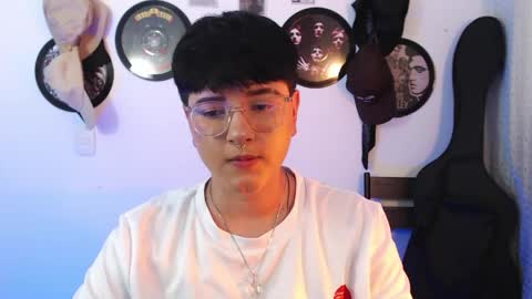 sophie_ross1 online show from 04-11-26, 02:49