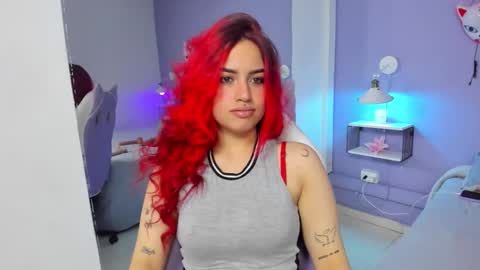 sophie russell  online show from 11-09-25, 03:43