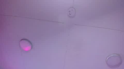 sophie russell  online show from 11-29-25, 04:15