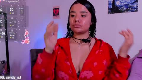 Snapshot of sophie_t_ chatting on 05-28-26, 03:26 Sofia online show from 05-28-26, 03:26