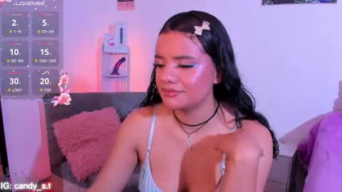 Snapshot of sophie_t_ chatting on 05-28-26, 11:13 Sofia online show from 05-28-26, 11:13