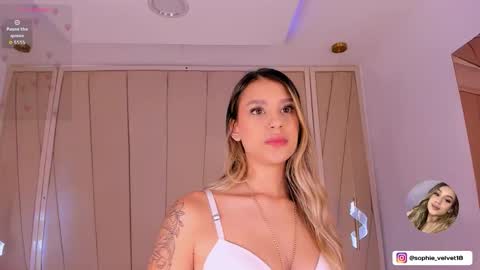 Sophie online show from 12-03-25, 11:52