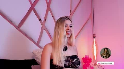 Sophie online show from 03-22-26, 08:01