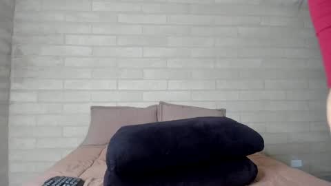 sophiebellucci online show from 06-08-26, 05:52