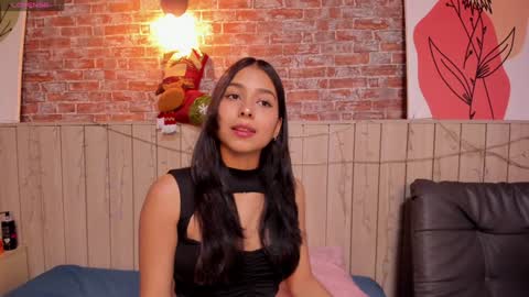 Sophie online show from 12-19-24, 12:01