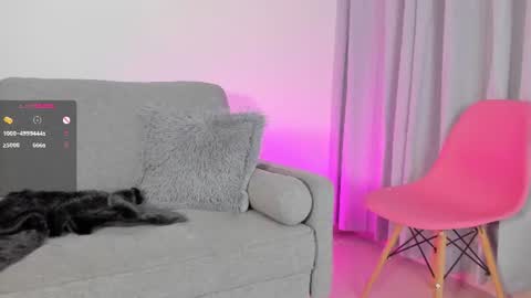 Snapshot of sophiecb chatting on 06-11-26, 03:10 sophie online show from 06-11-26, 03:10