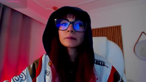   Sophie  IG sophiecherry es   online show from 11-14-25, 11:46