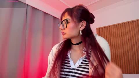   Sophie  IG sophiecherry es   online show from 11-21-25, 08:51