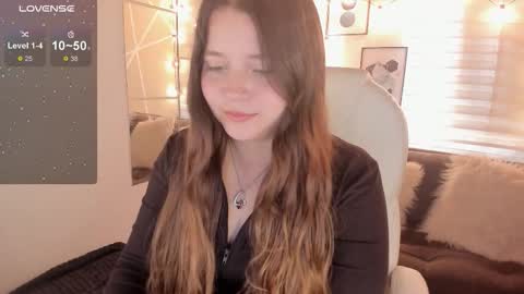 Sophie  online show from 12-16-25, 02:11