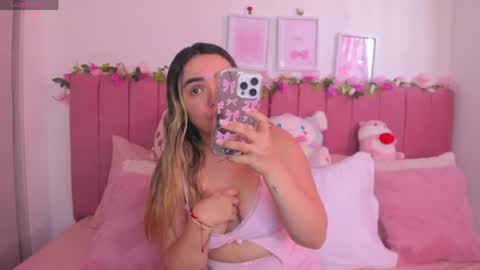 sophiee rosee online show from 04-19-26, 08:11