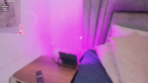 Sophie  online show from 06-25-26, 11:04