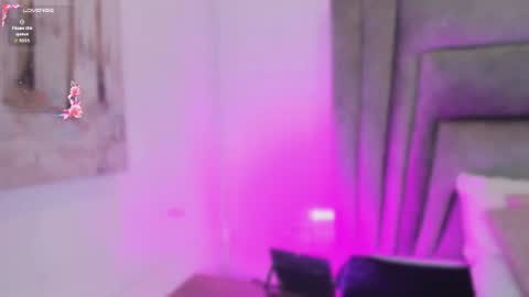 Sophie  online show from 07-25-26, 11:08