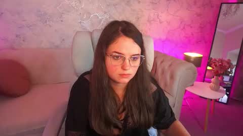 sophieedreams online show from 11-10-25, 03:22