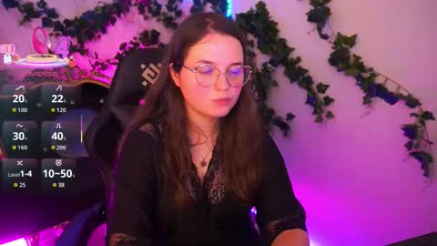 sophieedreams online show from 11-21-25, 03:22