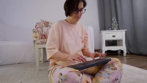 Sophie Rain online show from 01-12-26, 04:45