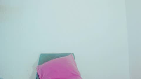 sophiehillsxo online show from 11-13-25, 03:49