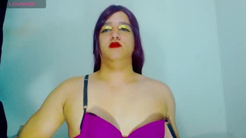 sophiehillsxo online show from 05-11-26, 07:14