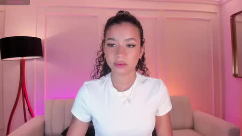 Sophie Houston online show from 09-12-25, 04:23