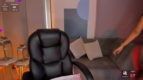 Sophie Houston online show from 09-24-25, 02:15