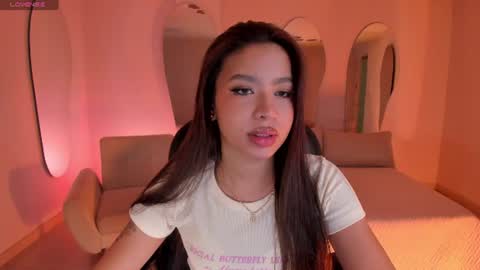 Snapshot of sophiehouston_ chatting on 07-29-26, 02:10 Sophie Houston online show from 07-29-26, 02:10