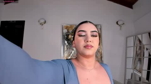 Sophie online show from 05-04-26, 05:47