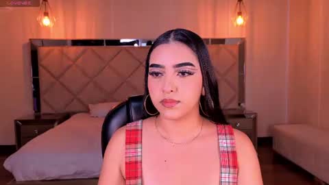 Sophie online show from 06-21-26, 04:37