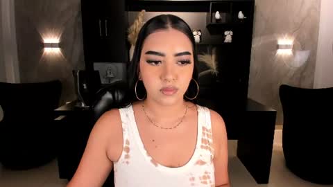 Sophie online show from 06-22-26, 01:29