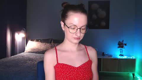 sophieleroux online show from 12-14-25, 06:45