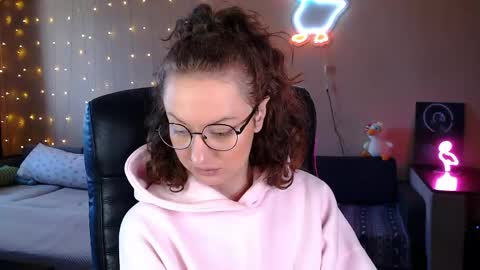 sophieleroux online show from 04-27-26, 11:52