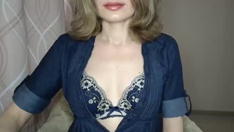 Sophiemisss online show from 02-08-26, 12:30
