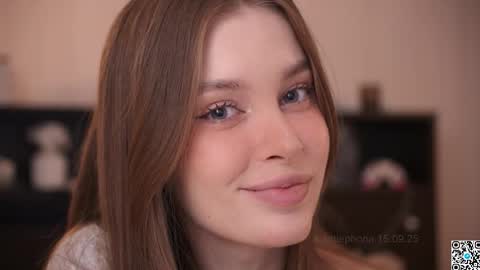 Snapshot of sophiephoria chatting on 09-15-25, 06:19 Sophie Next stream 3 online show from 09-15-25, 06:19