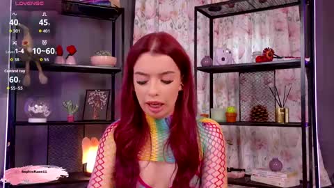 sophieraee online show from 05-11-26, 07:36