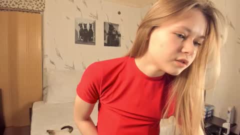 SophieRayne online show from 01-12-26, 07:08